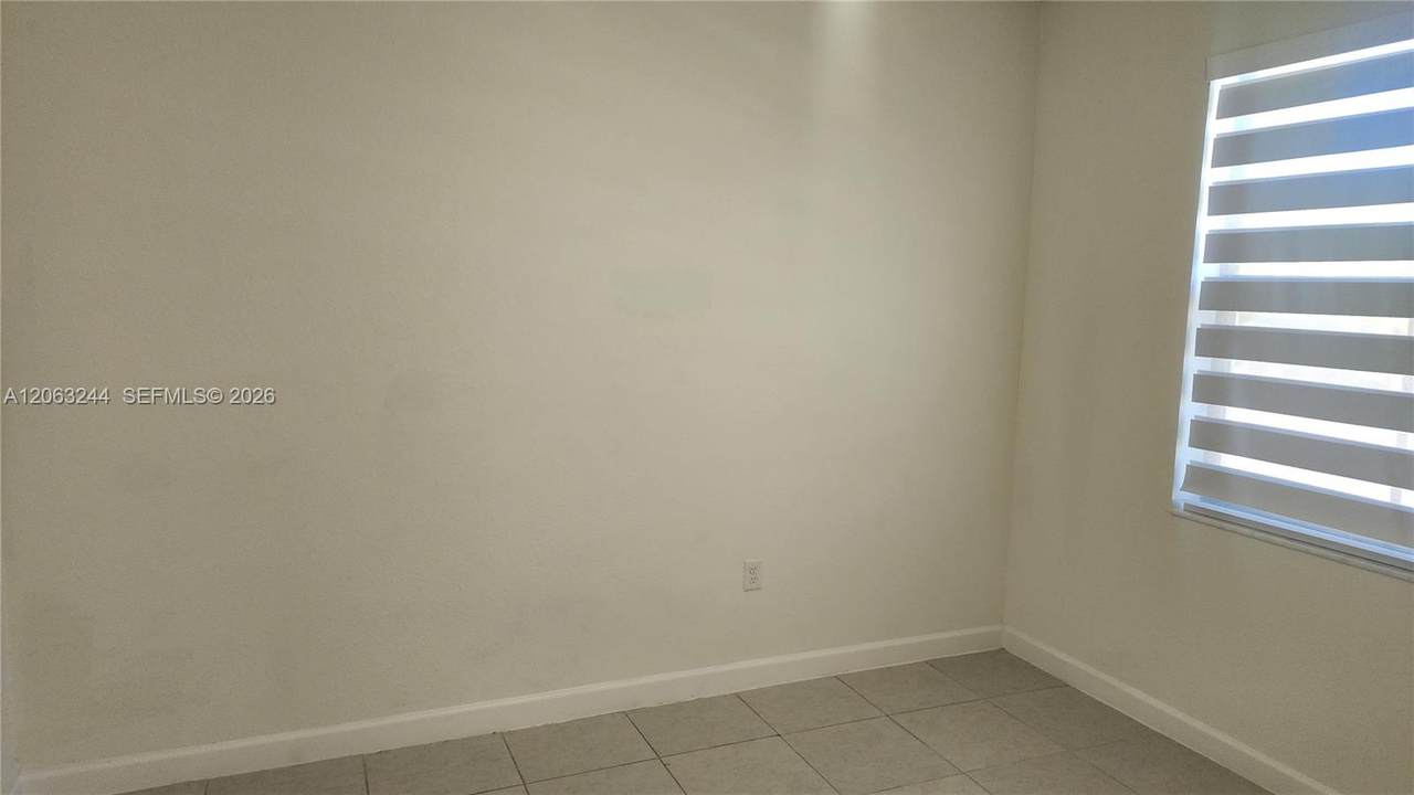 https://bt-photos.global.ssl.fastly.net/miami/1280_boomver_1_A12063244-2.jpg