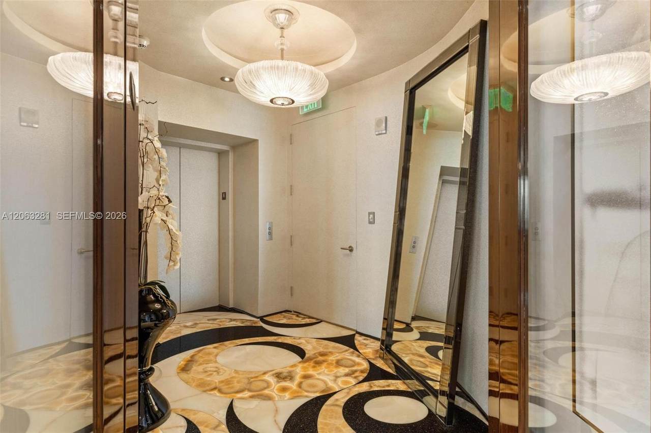 https://bt-photos.global.ssl.fastly.net/miami/1280_boomver_1_A12063281-2.jpg