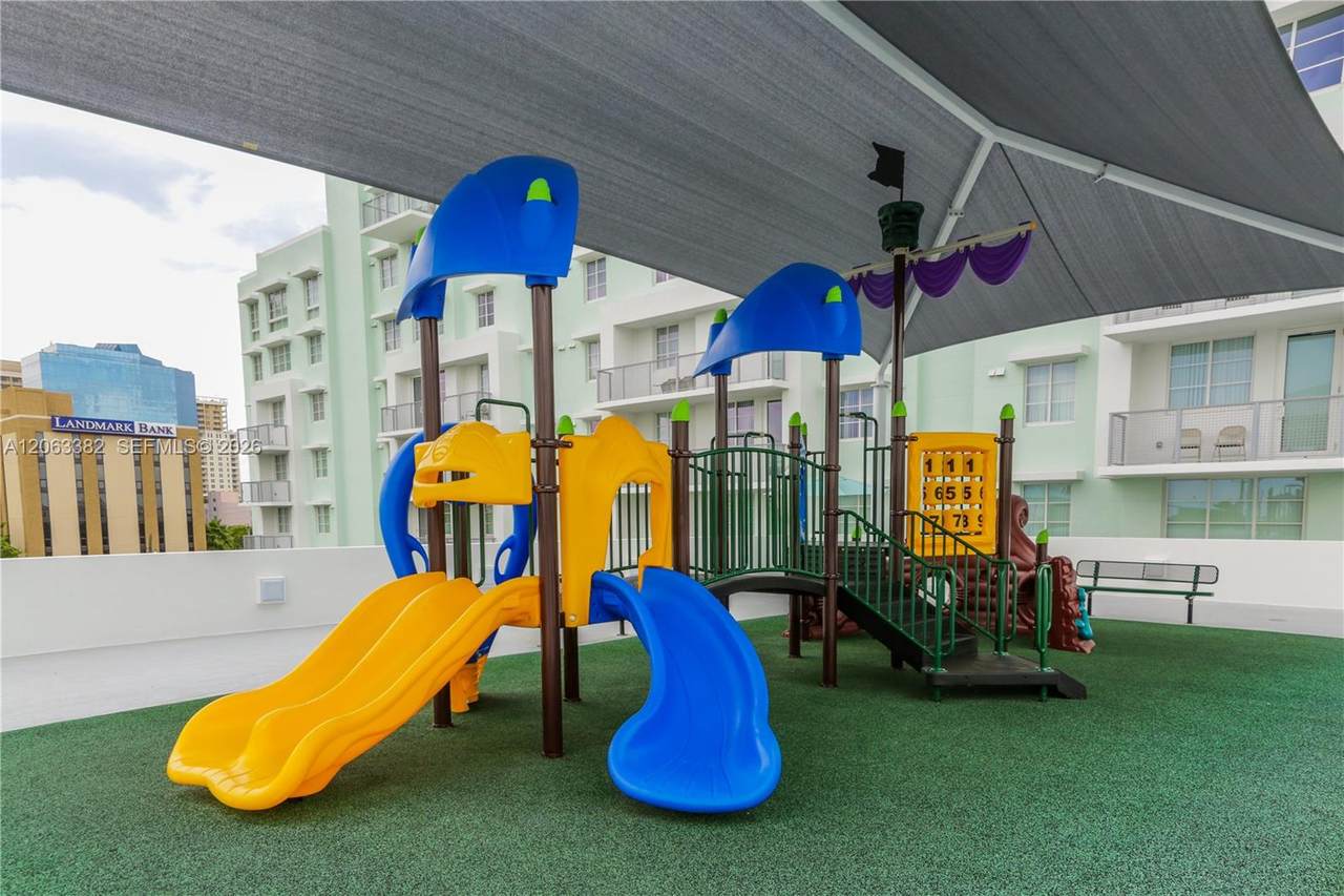 https://bt-photos.global.ssl.fastly.net/miami/1280_boomver_1_A12063382-2.jpg
