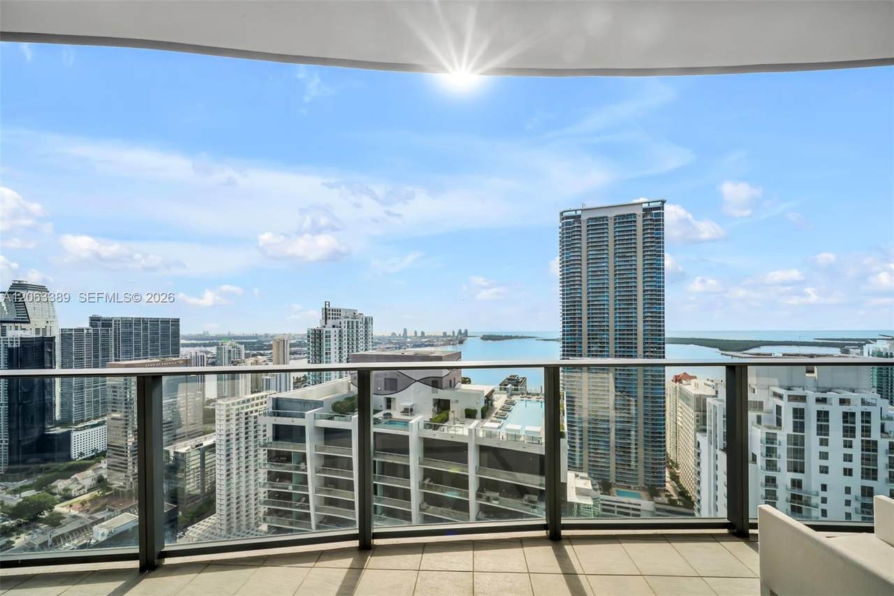 https://bt-photos.global.ssl.fastly.net/miami/1280_boomver_1_A12063389-2.jpg