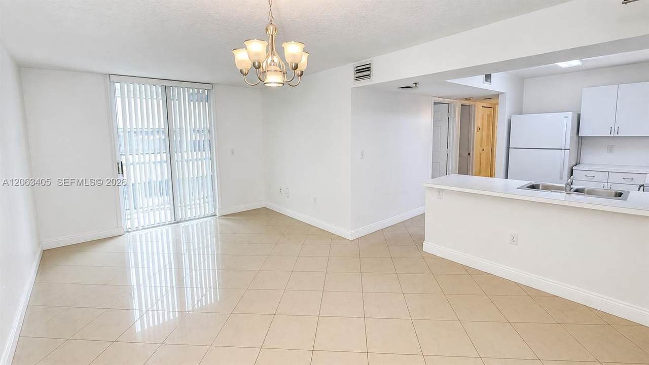 https://bt-photos.global.ssl.fastly.net/miami/1280_boomver_1_A12063405-2.jpg