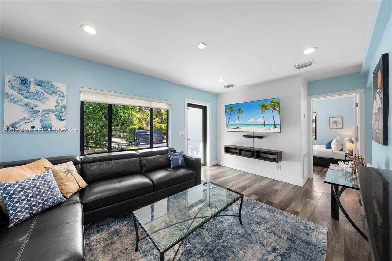 https://bt-photos.global.ssl.fastly.net/miami/1280_boomver_1_A12063424-2.jpg