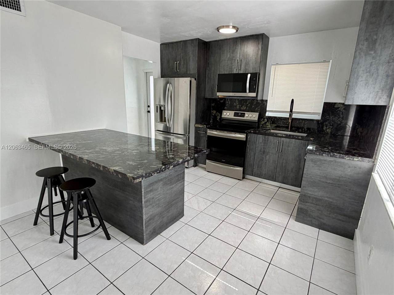 https://bt-photos.global.ssl.fastly.net/miami/1280_boomver_1_A12063465-2.jpg