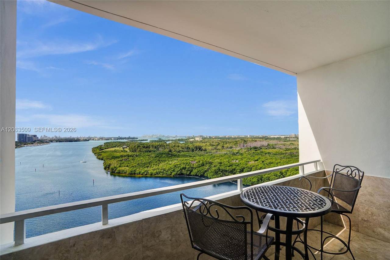https://bt-photos.global.ssl.fastly.net/miami/1280_boomver_1_A12063509-2.jpg