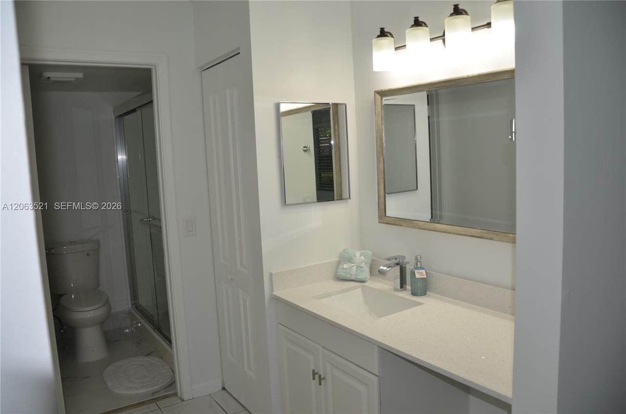 https://bt-photos.global.ssl.fastly.net/miami/1280_boomver_1_A12063521-2.jpg