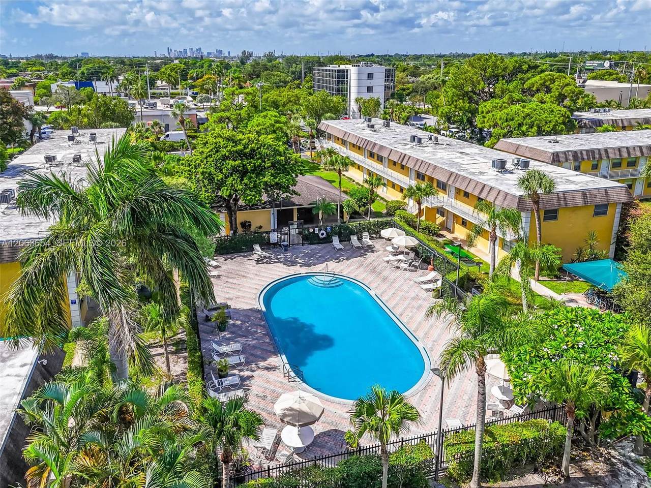 https://bt-photos.global.ssl.fastly.net/miami/1280_boomver_1_A12063654-2.jpg