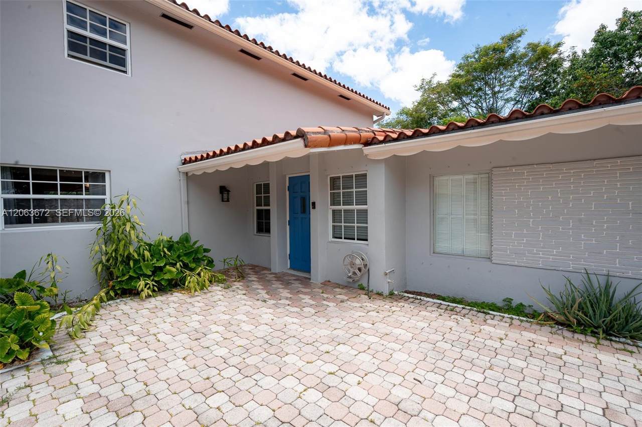 https://bt-photos.global.ssl.fastly.net/miami/1280_boomver_1_A12063672-2.jpg