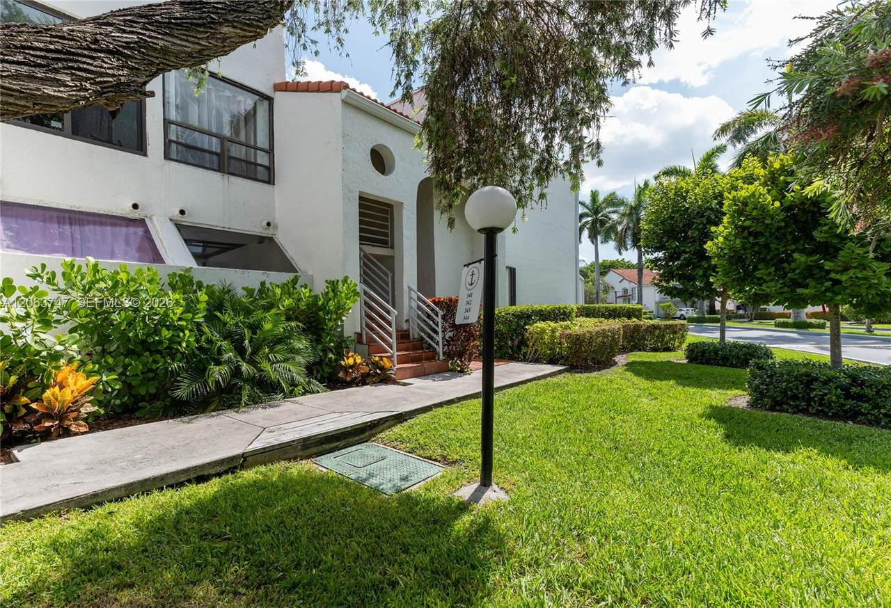 https://bt-photos.global.ssl.fastly.net/miami/1280_boomver_1_A12063747-2.jpg