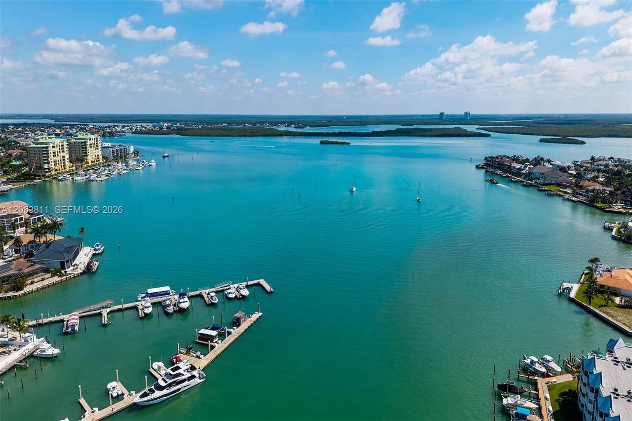1011 Anglers Cove - Photo 1