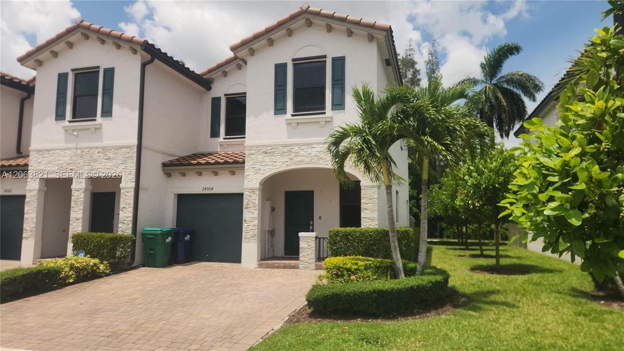 24504 119th Pl - Photo 1