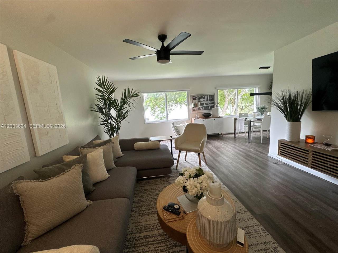 13550 6th Ct - Photo 1