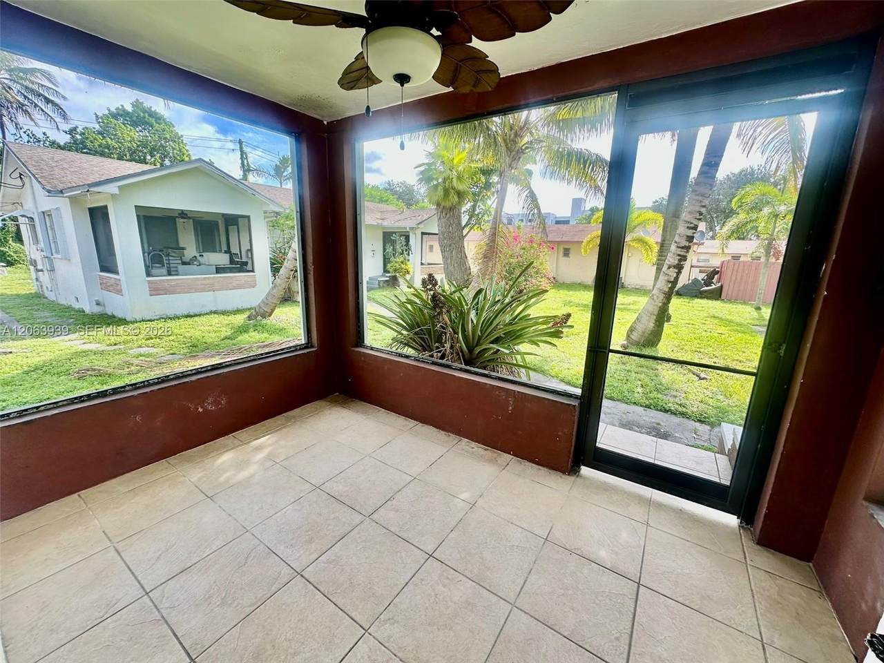 https://bt-photos.global.ssl.fastly.net/miami/1280_boomver_1_A12063939-2.jpg
