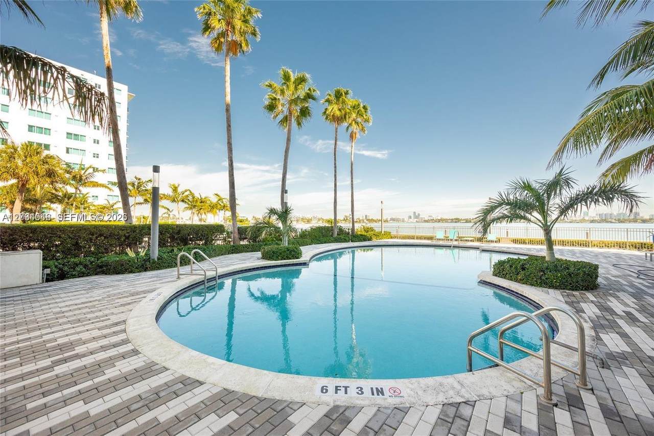 https://bt-photos.global.ssl.fastly.net/miami/1280_boomver_1_A12064046-2.jpg