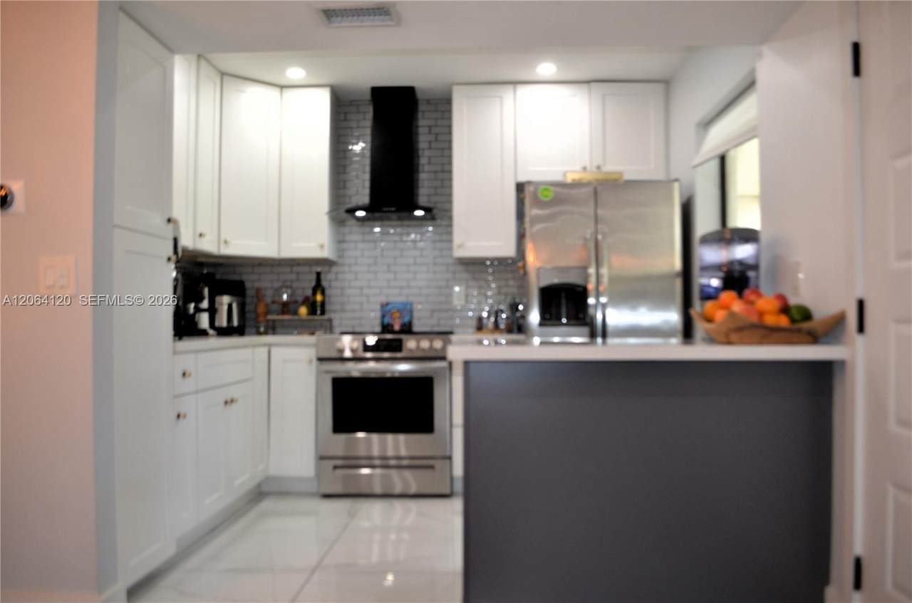 https://bt-photos.global.ssl.fastly.net/miami/1280_boomver_1_A12064120-2.jpg