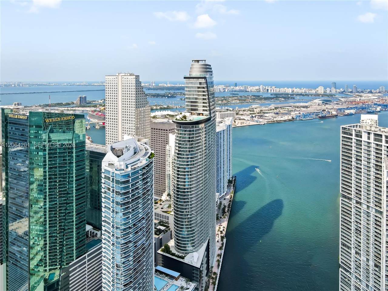 https://bt-photos.global.ssl.fastly.net/miami/1280_boomver_1_A12064201-2.jpg