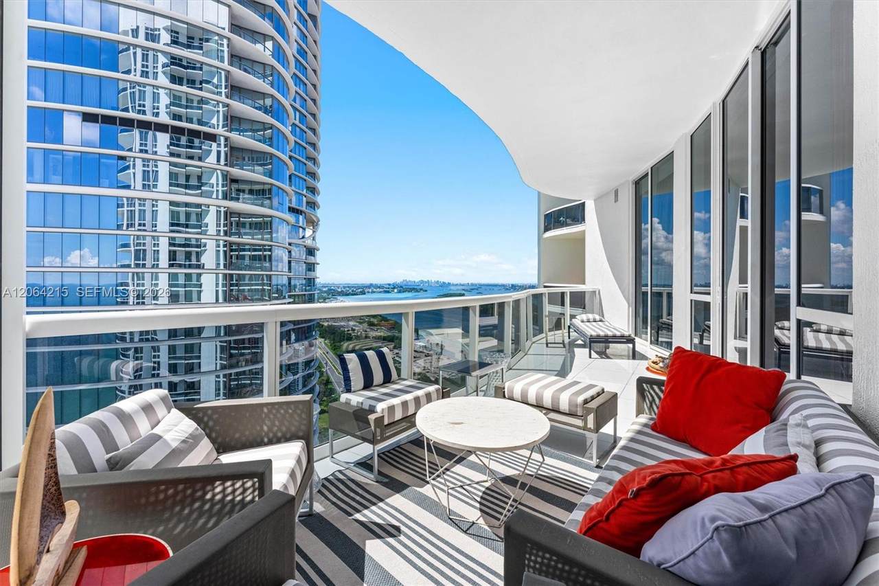 15811 Collins Ave - Photo 1