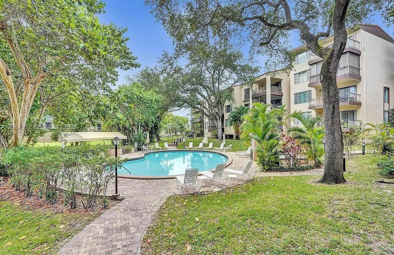 6060 Falls Cir Dr - Photo 1