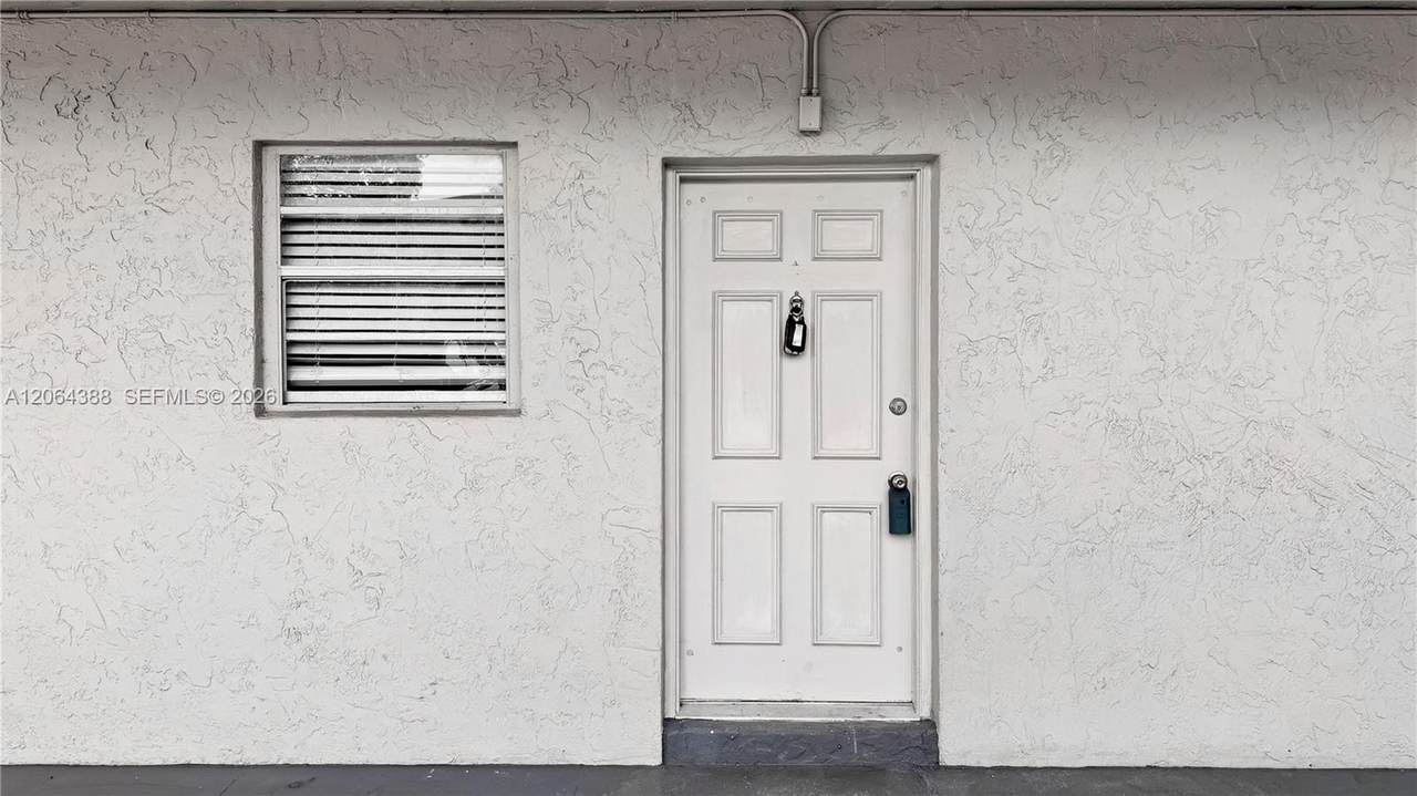 17255 95th Ave - Photo 1