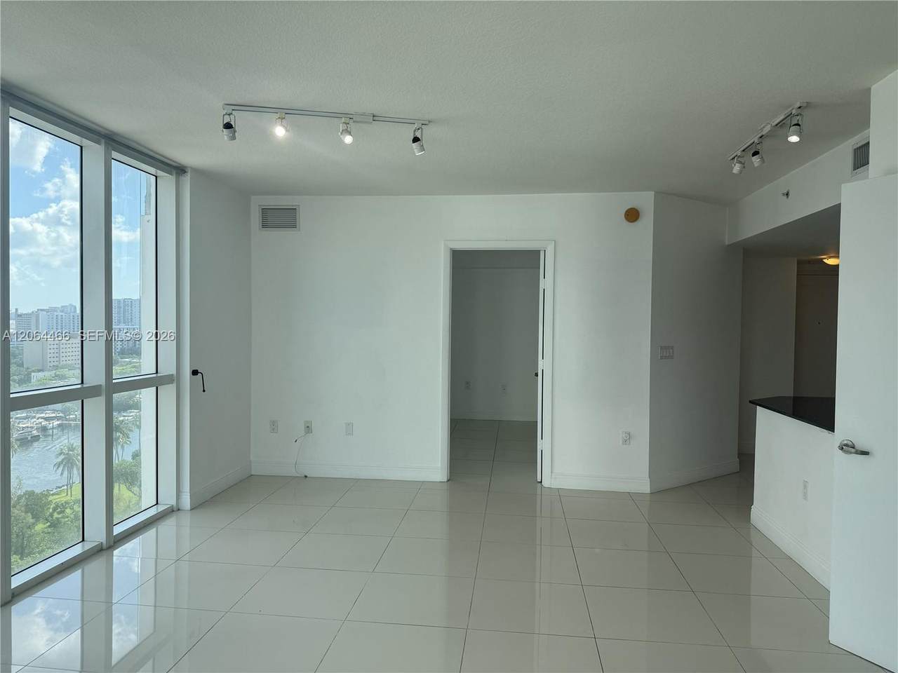 https://bt-photos.global.ssl.fastly.net/miami/1280_boomver_1_A12064466-2.jpg