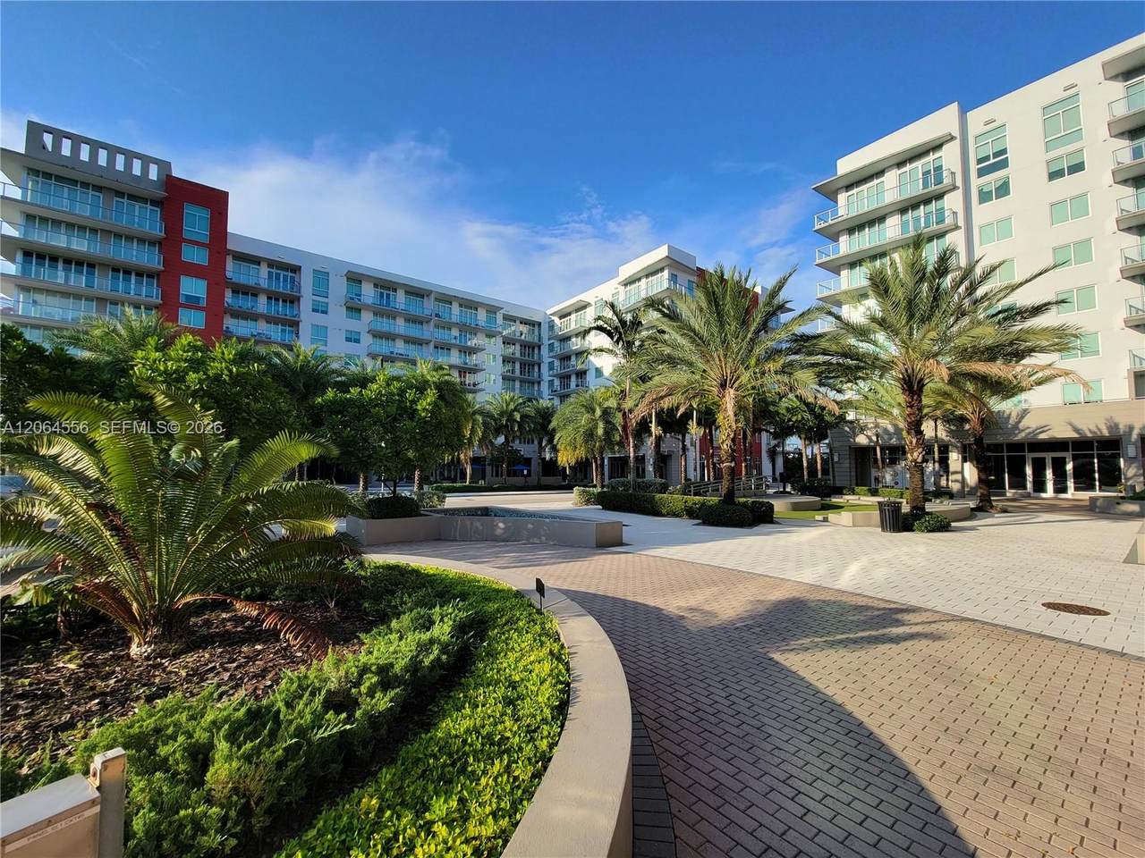 https://bt-photos.global.ssl.fastly.net/miami/1280_boomver_1_A12064556-2.jpg