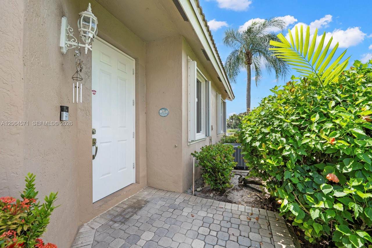 https://bt-photos.global.ssl.fastly.net/miami/1280_boomver_1_A12064571-2.jpg