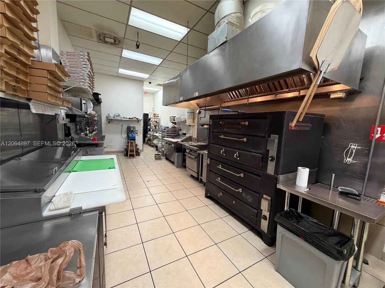 Restaurant For Sale - Photo 1