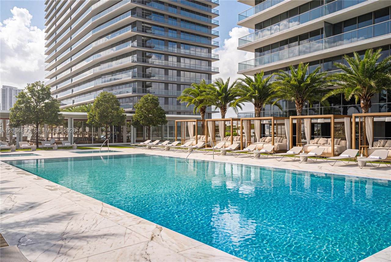https://bt-photos.global.ssl.fastly.net/miami/1280_boomver_1_A12064899-2.jpg