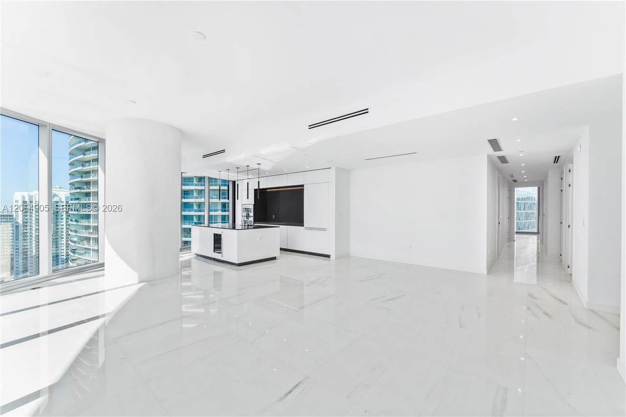 https://bt-photos.global.ssl.fastly.net/miami/1280_boomver_1_A12064905-2.jpg