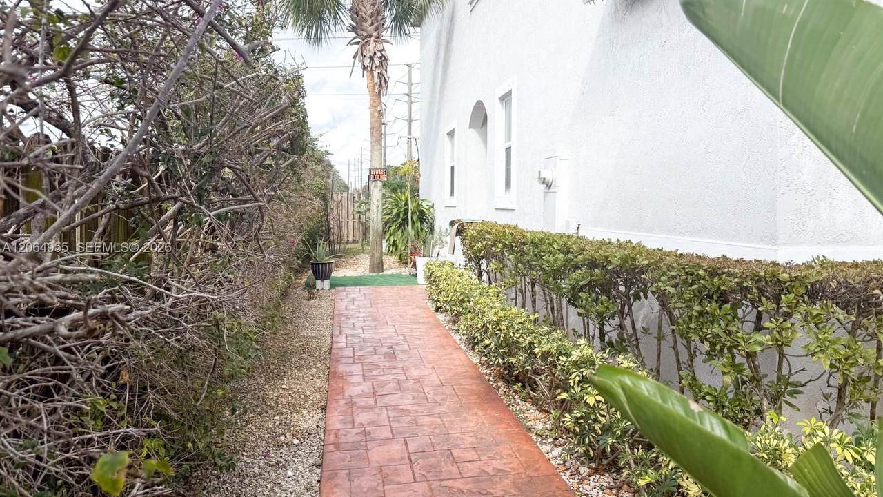 https://bt-photos.global.ssl.fastly.net/miami/1280_boomver_1_A12064955-2.jpg