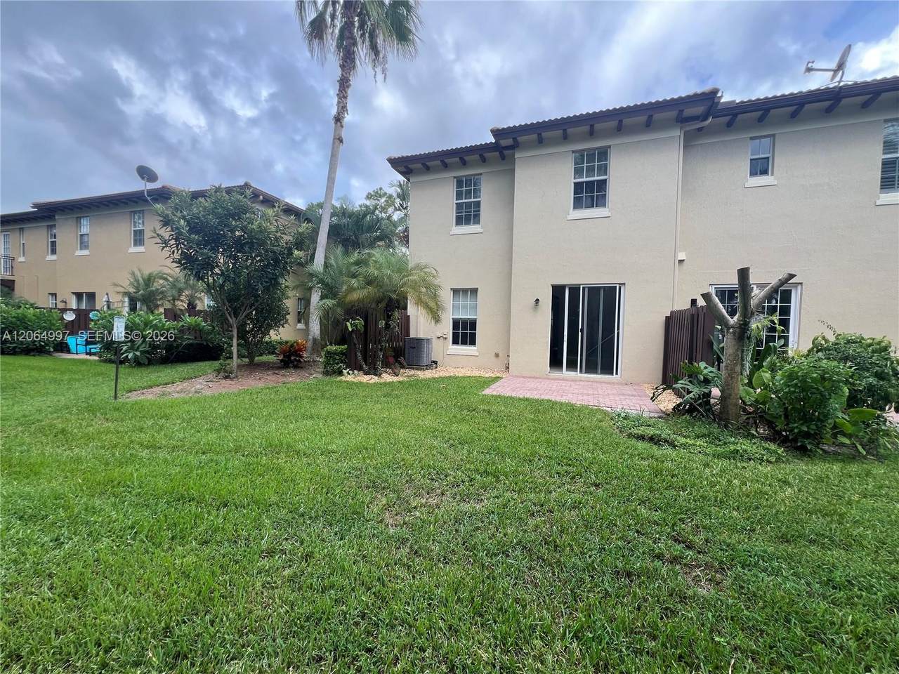 https://bt-photos.global.ssl.fastly.net/miami/1280_boomver_1_A12064997-2.jpg