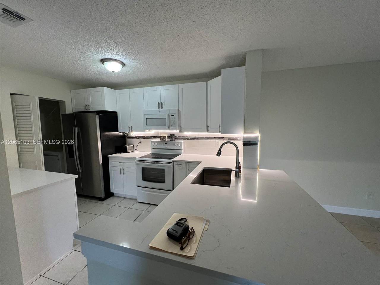 https://bt-photos.global.ssl.fastly.net/miami/1280_boomver_1_A12065103-2.jpg