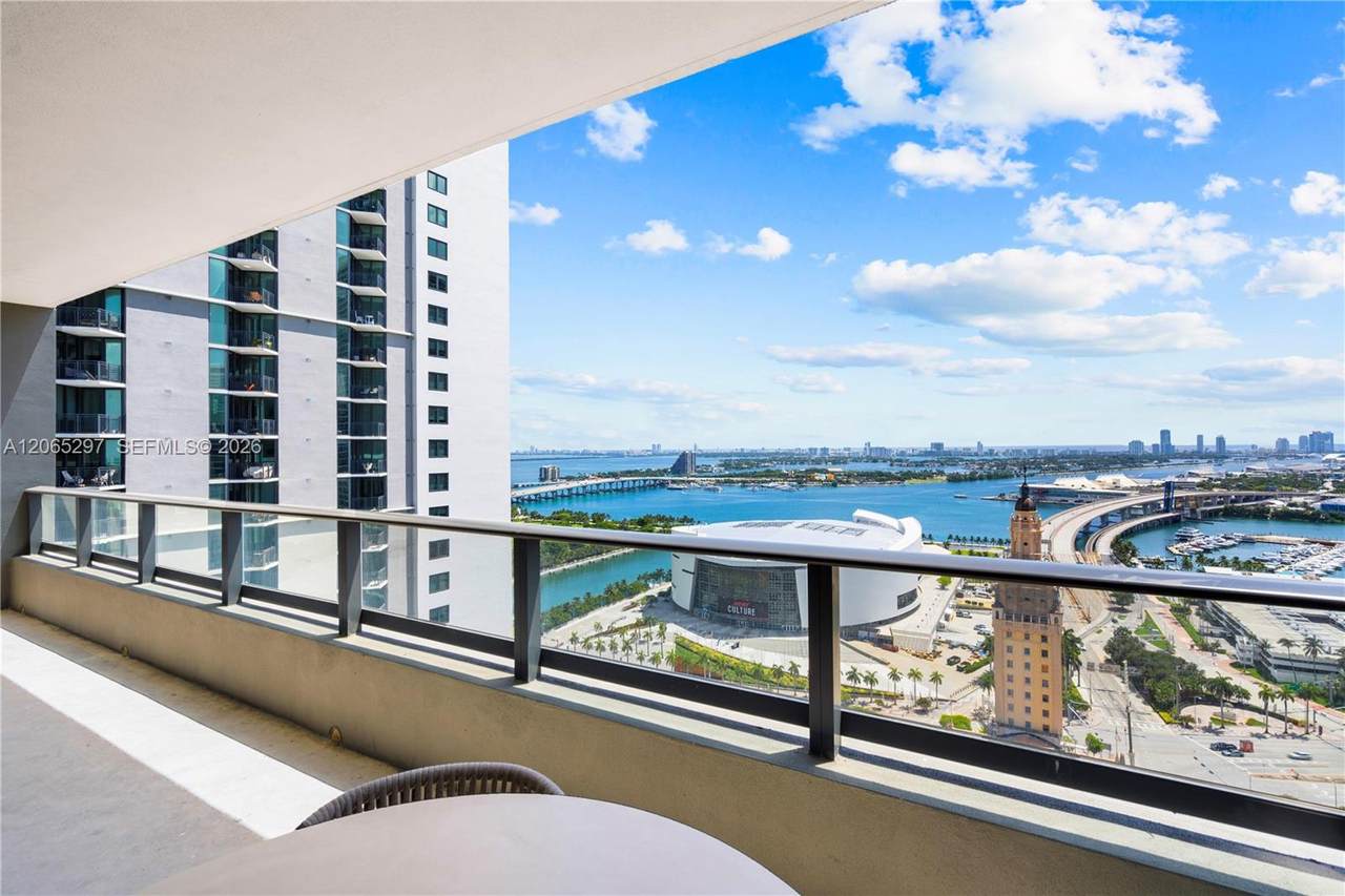 https://bt-photos.global.ssl.fastly.net/miami/1280_boomver_1_A12065297-2.jpg