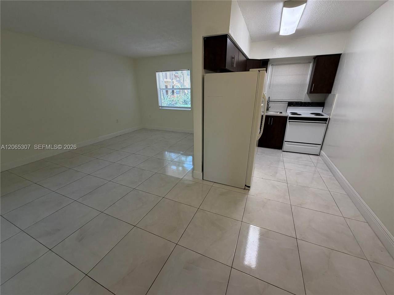 https://bt-photos.global.ssl.fastly.net/miami/1280_boomver_1_A12065307-2.jpg