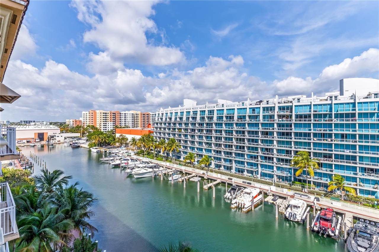 https://bt-photos.global.ssl.fastly.net/miami/1280_boomver_1_A12065351-2.jpg