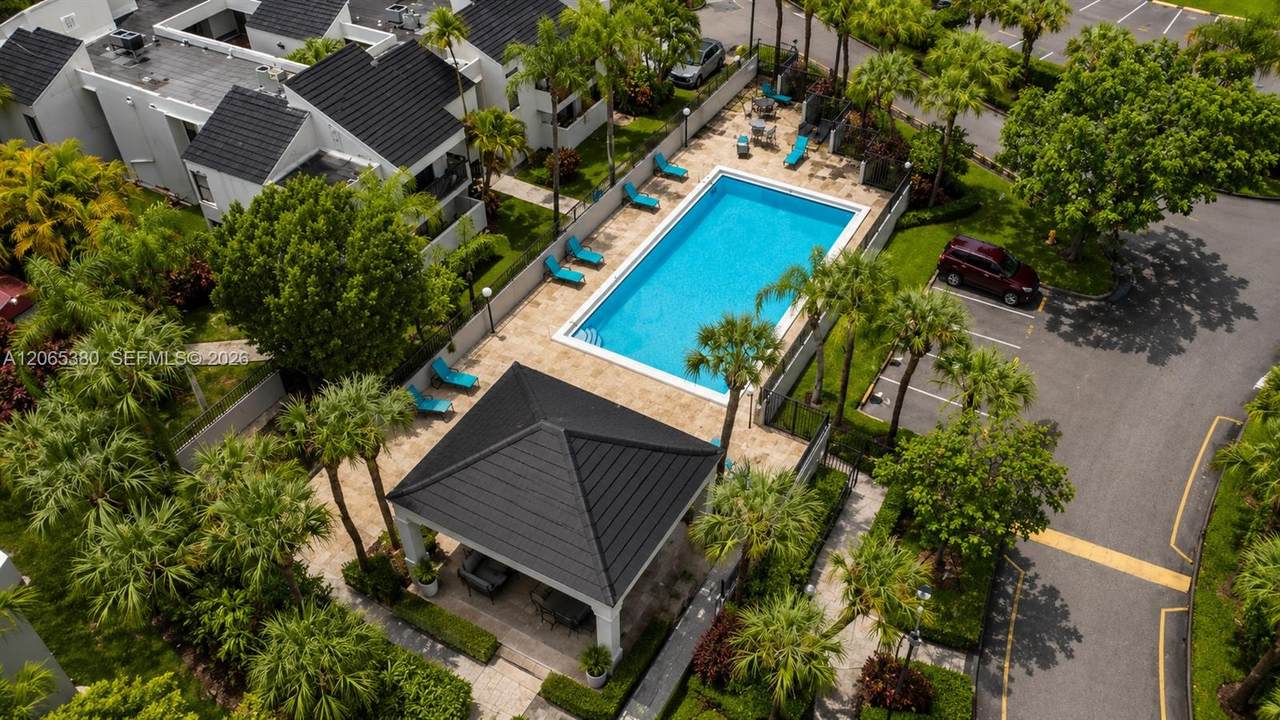 https://bt-photos.global.ssl.fastly.net/miami/1280_boomver_1_A12065380-2.jpg