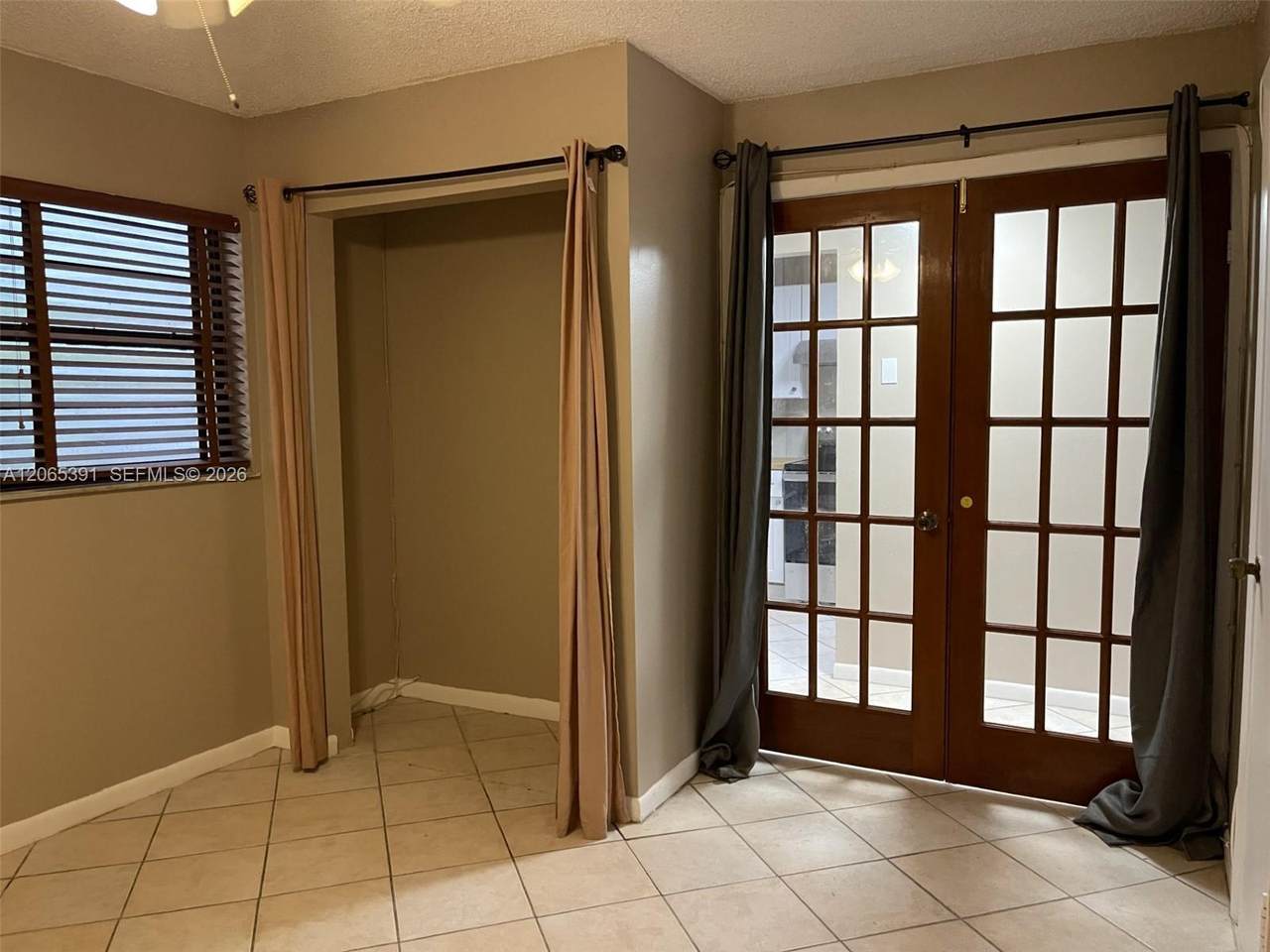 https://bt-photos.global.ssl.fastly.net/miami/1280_boomver_1_A12065391-2.jpg