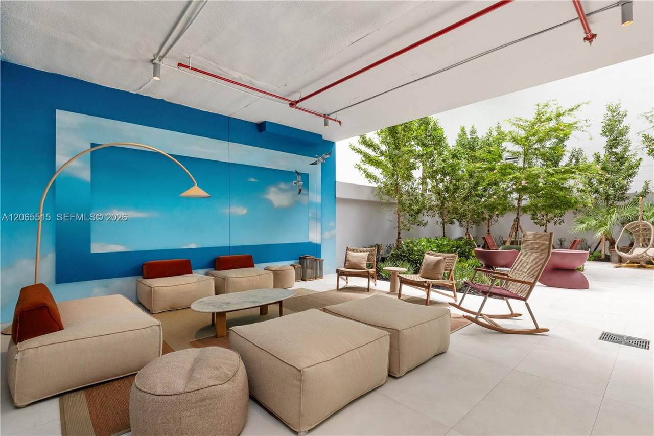 https://bt-photos.global.ssl.fastly.net/miami/1280_boomver_1_A12065515-2.jpg