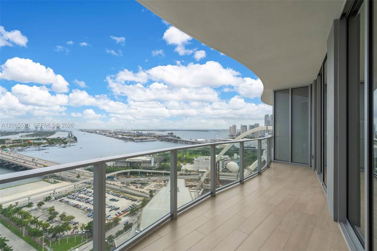 1400 Biscayne Blvd - Photo 1