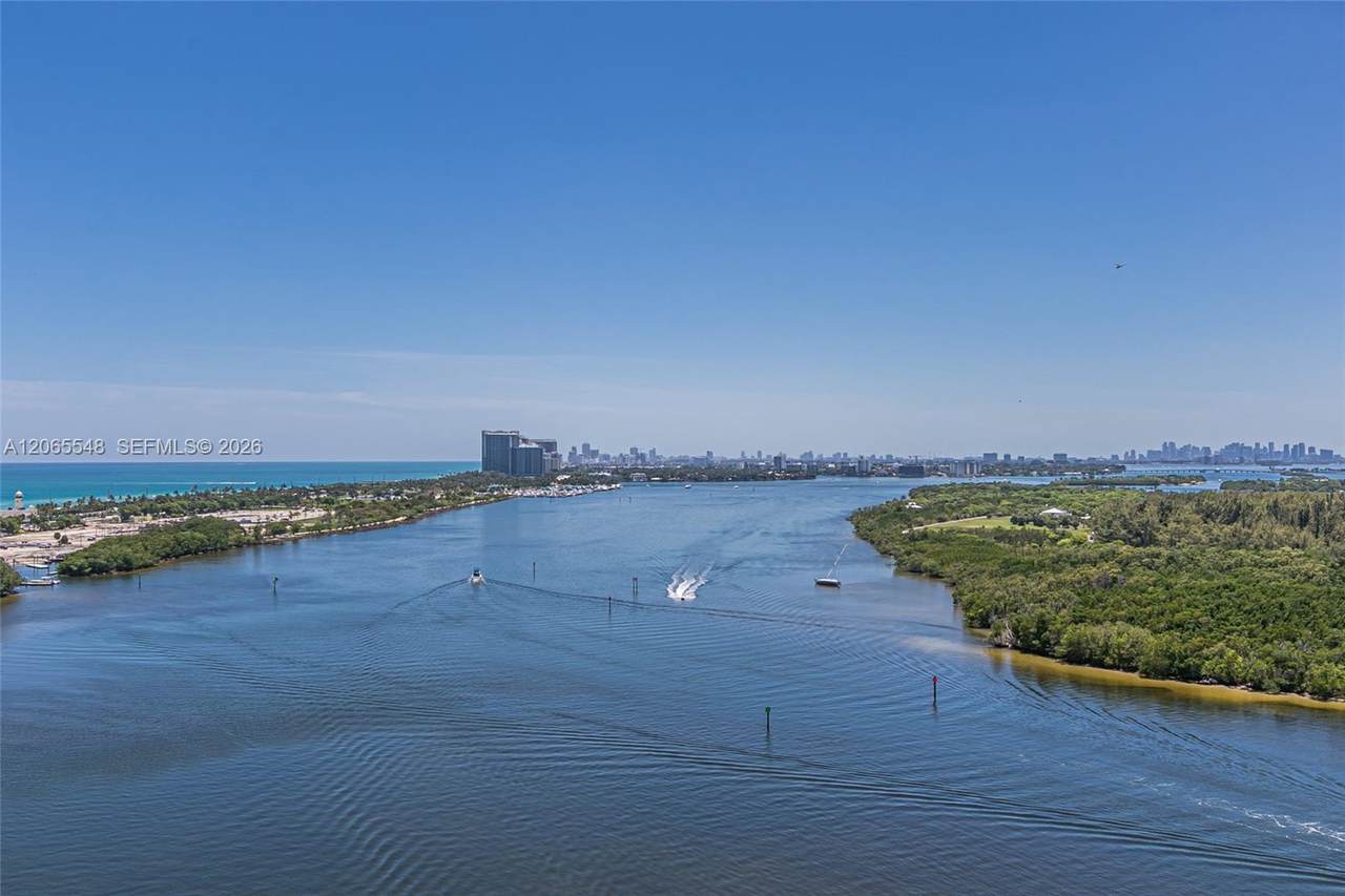 https://bt-photos.global.ssl.fastly.net/miami/1280_boomver_1_A12065548-2.jpg