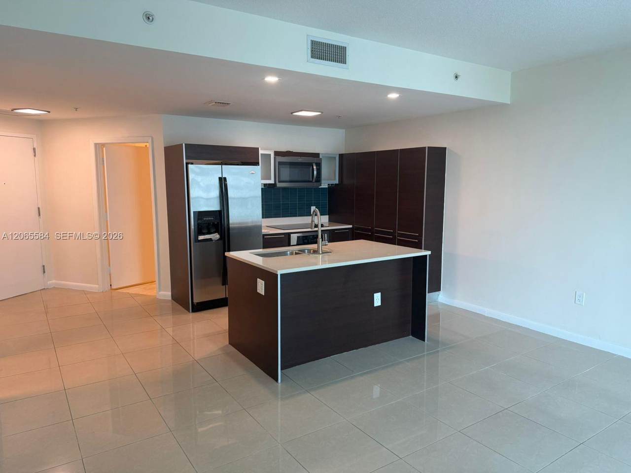 1900 Bayshore Dr - Photo 1
