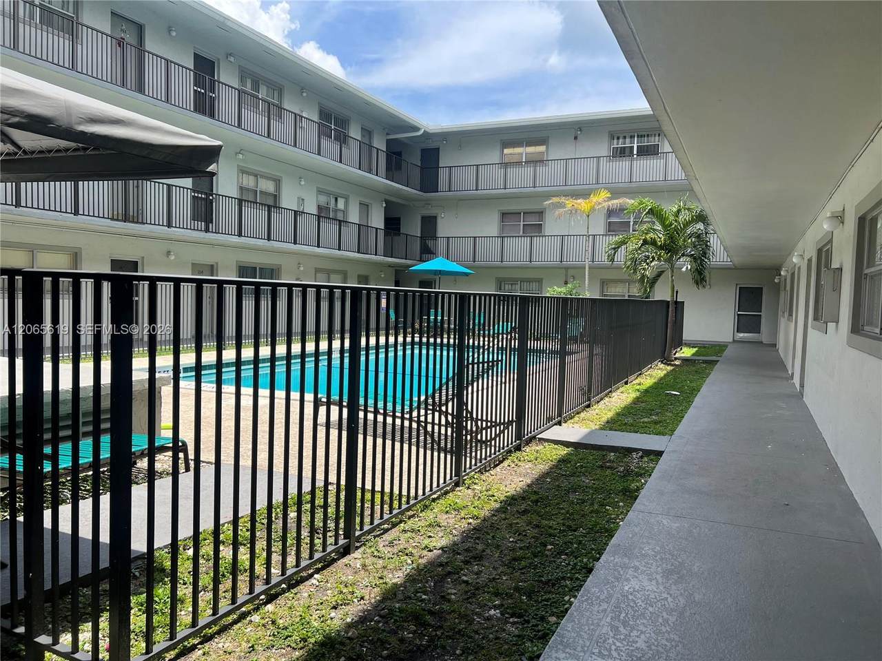 https://bt-photos.global.ssl.fastly.net/miami/1280_boomver_1_A12065619-2.jpg