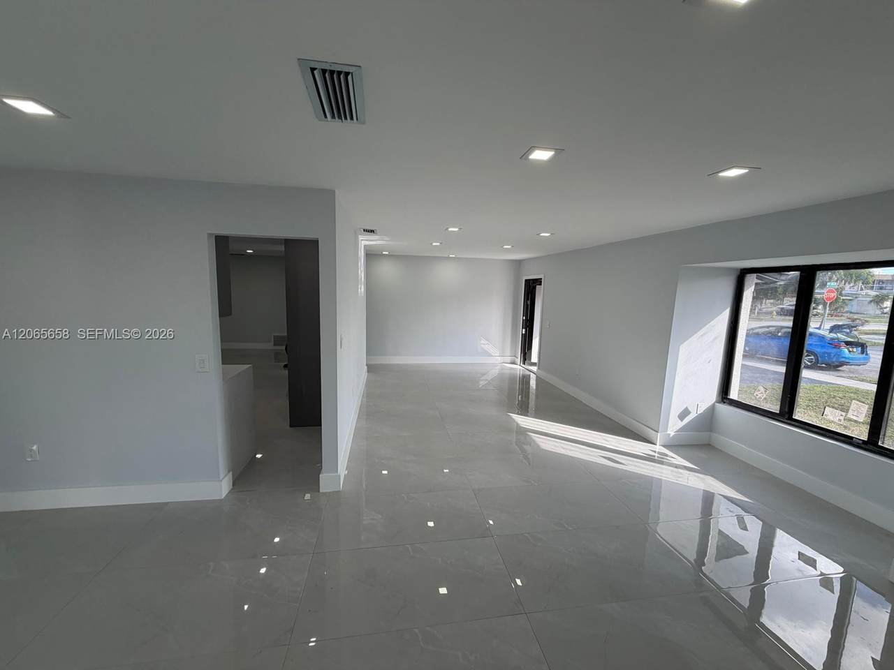 https://bt-photos.global.ssl.fastly.net/miami/orig_boomver_1_A12065658-2.jpg