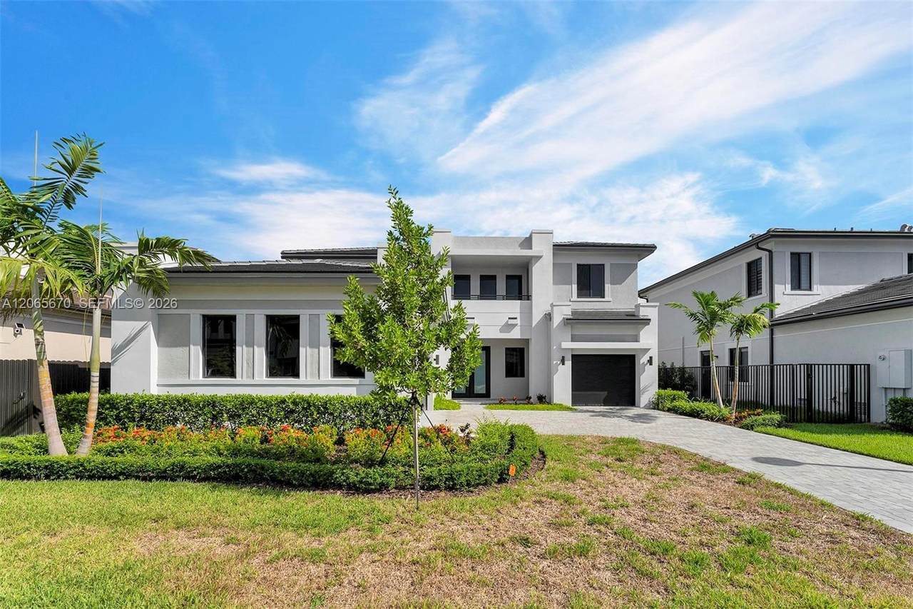 https://bt-photos.global.ssl.fastly.net/miami/1280_boomver_1_A12065670-2.jpg