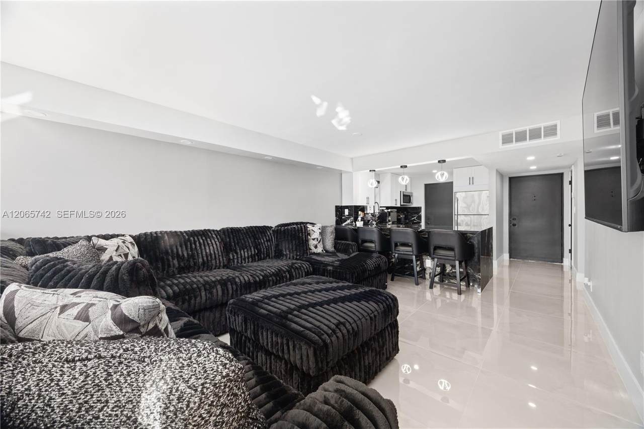 https://bt-photos.global.ssl.fastly.net/miami/1280_boomver_1_A12065742-2.jpg