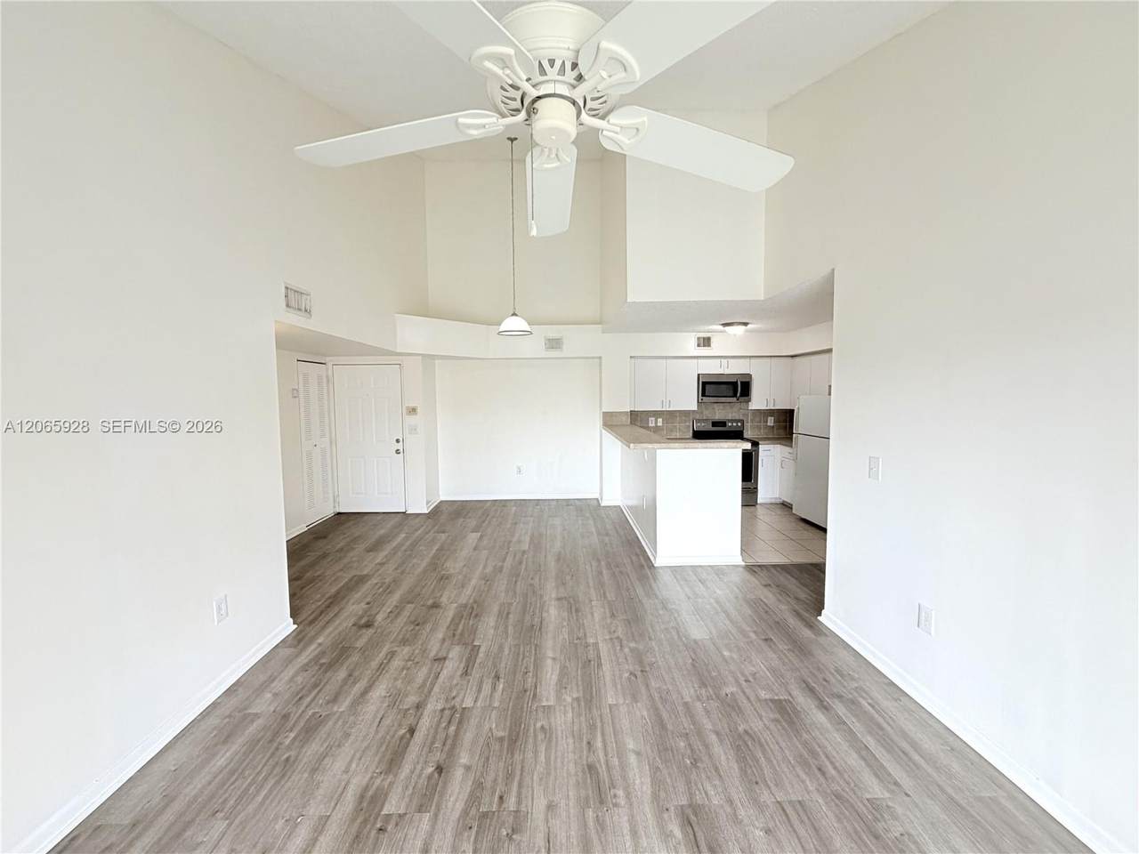 https://bt-photos.global.ssl.fastly.net/miami/1280_boomver_1_A12065928-2.jpg