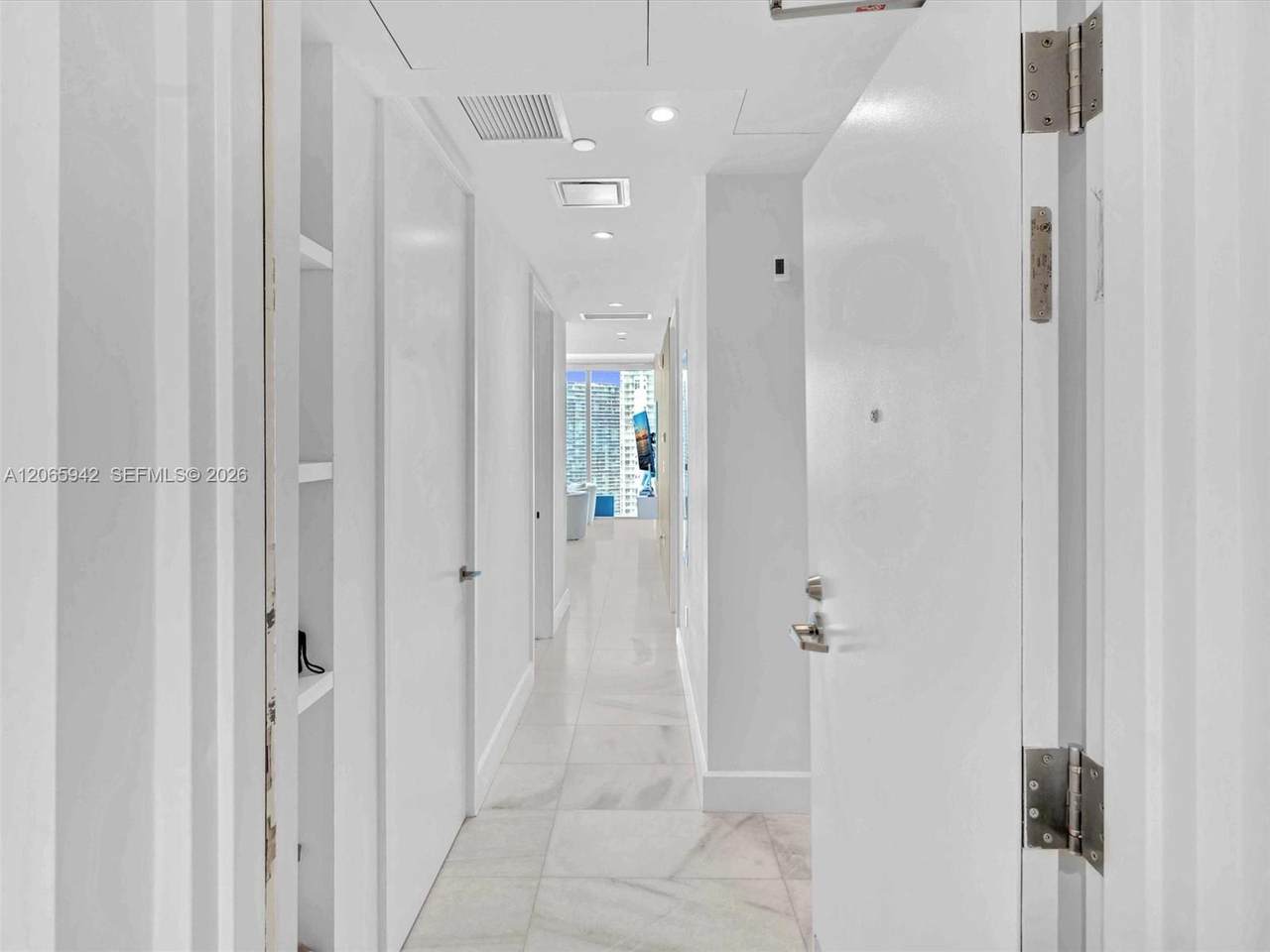 https://bt-photos.global.ssl.fastly.net/miami/1280_boomver_1_A12065942-2.jpg