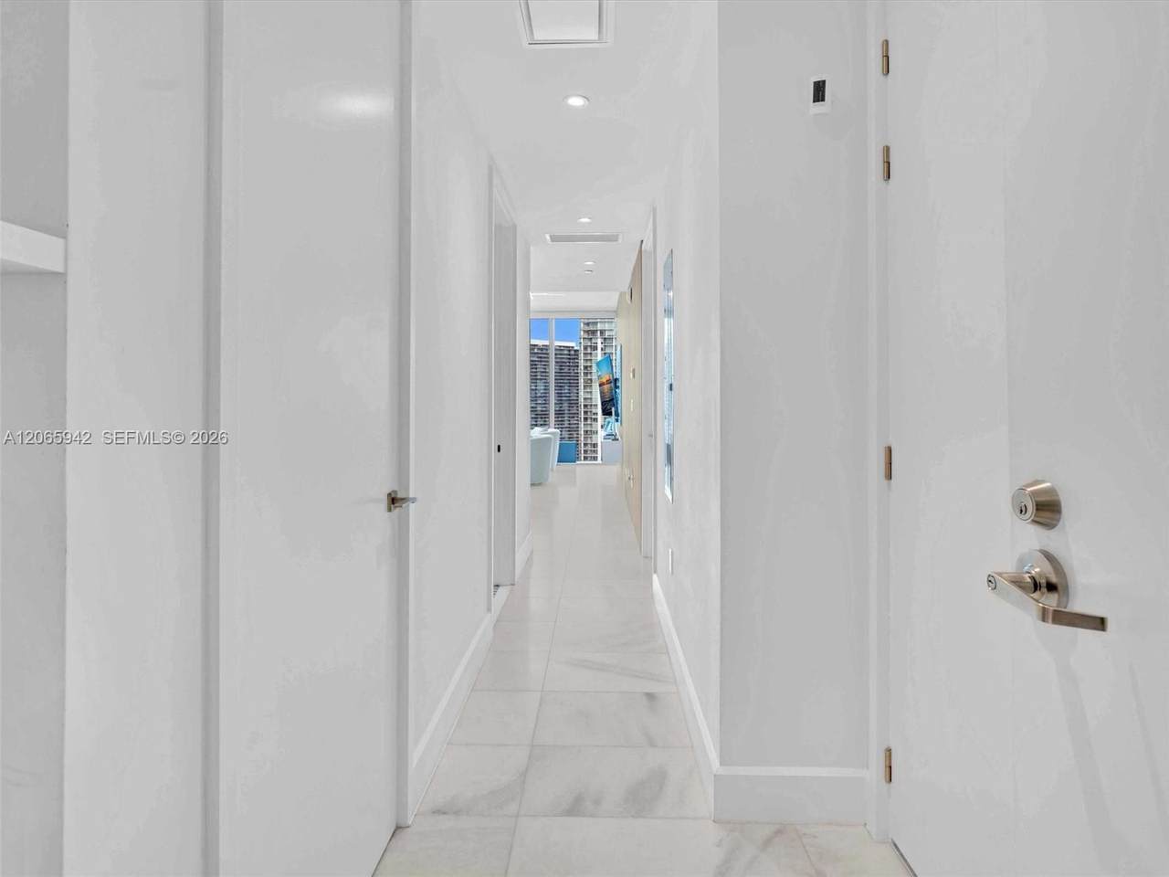 https://bt-photos.global.ssl.fastly.net/miami/1280_boomver_1_A12065942-2.jpg