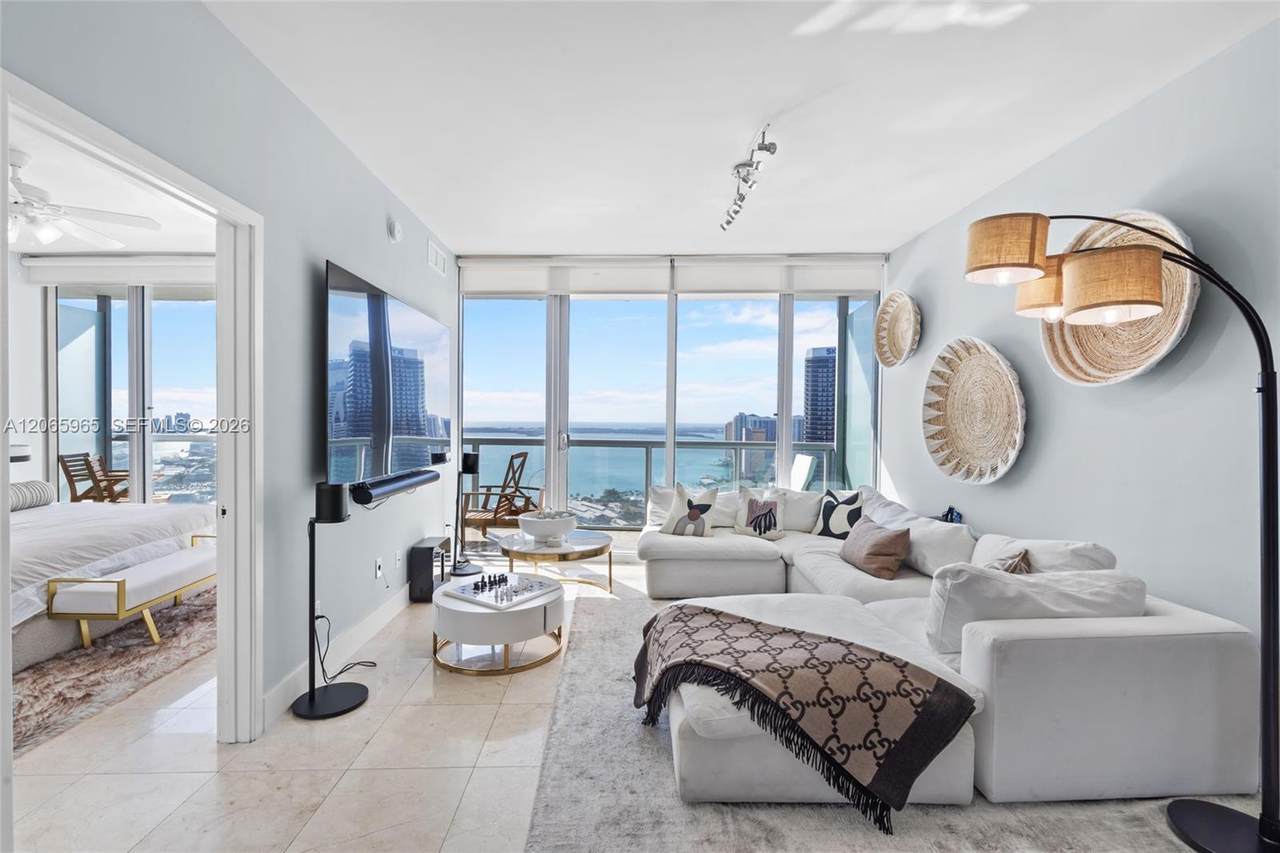 888 Biscayne Blvd - Photo 1