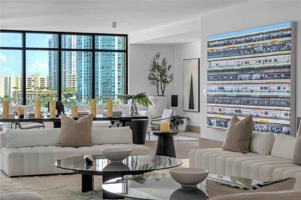 https://bt-photos.global.ssl.fastly.net/miami/1280_boomver_1_A12065966-2.jpg