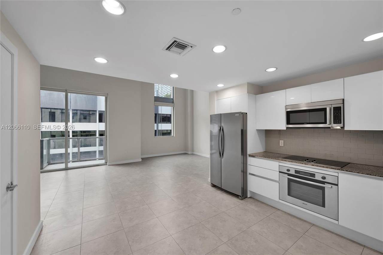 1060 Brickell Ave - Photo 1